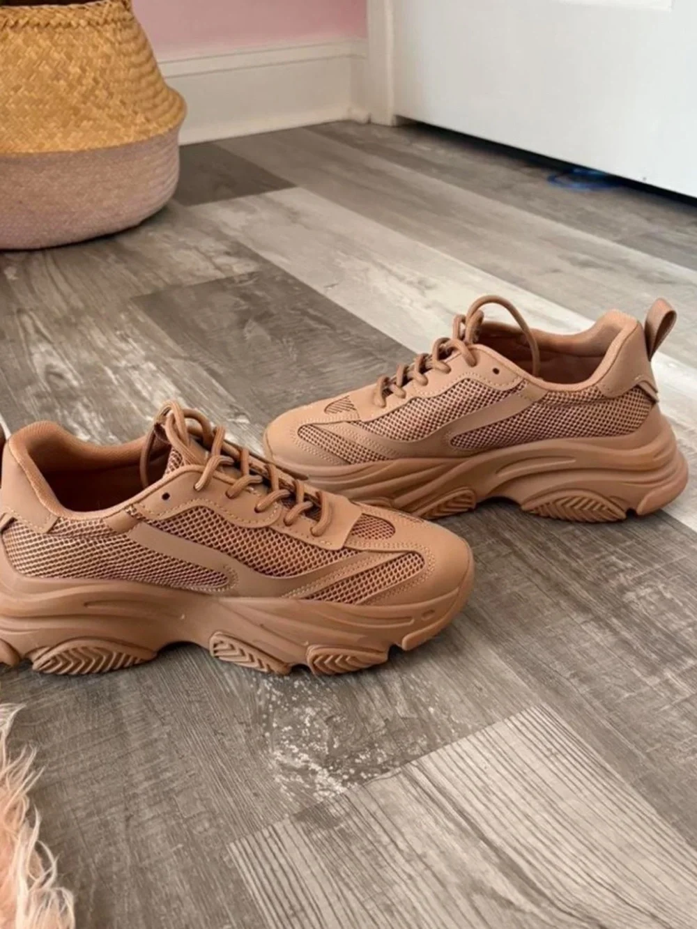 Steve Madden Possession Sneakers - Picture 2 of 8